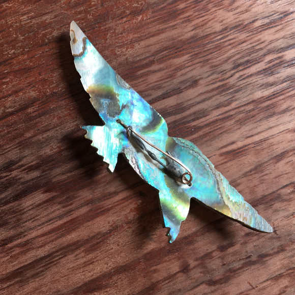 Vintage Carved Abalone Bird Brooch ACAPULCO - Picture 4 of 4